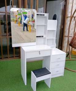 Alternative view of Modern Essentials Dressing Table