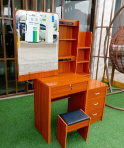 Alternative view of Sliding Dressing Table