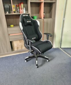 Alternative view of Gaming Chairs