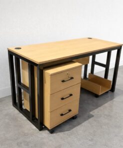 1.4m office desk