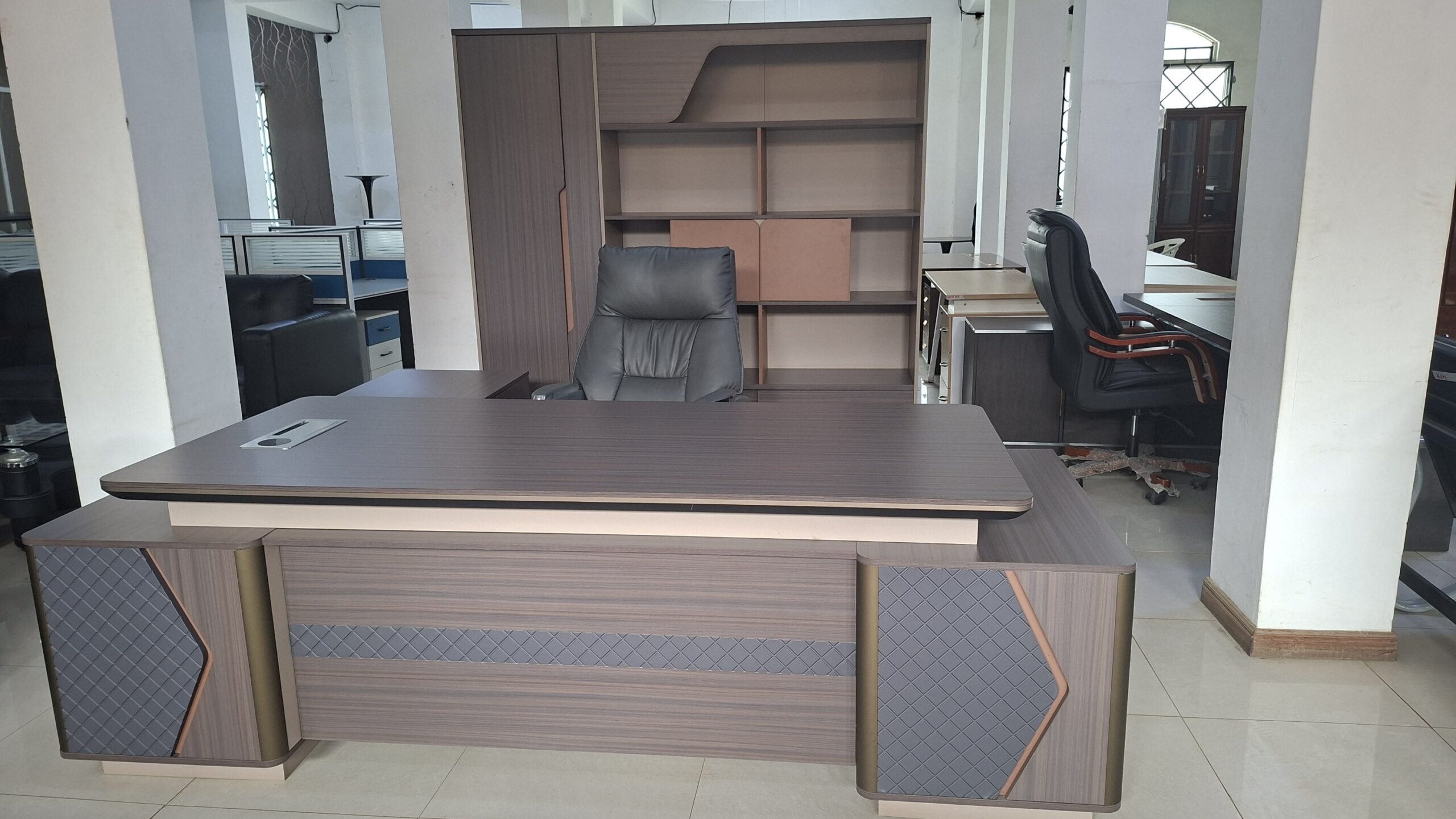 2.4M Executive Office Desk - Image 5